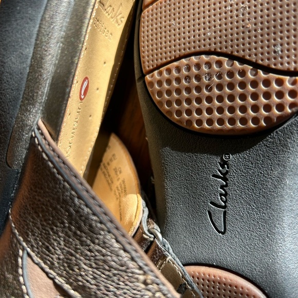 Clark’s Artisan Unstructured Sandals Women’s Size 6.5 comfortable adjustable - Picture 8 of 9